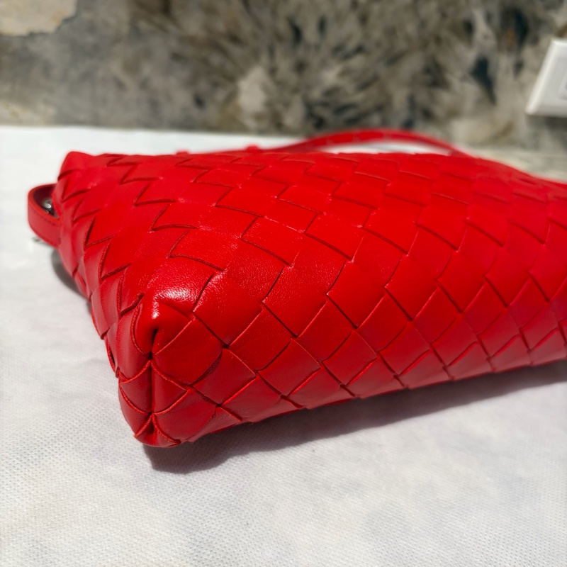 Bottega Veneta BV紅大編織拉鏈斜背-5