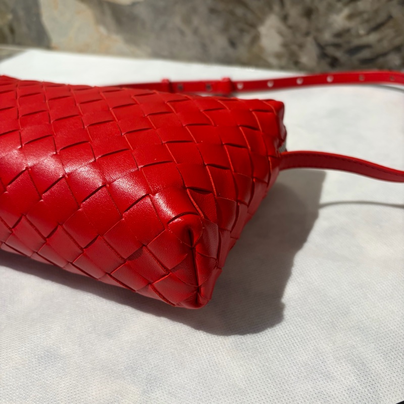 Bottega Veneta BV紅大編織拉鏈斜背-6