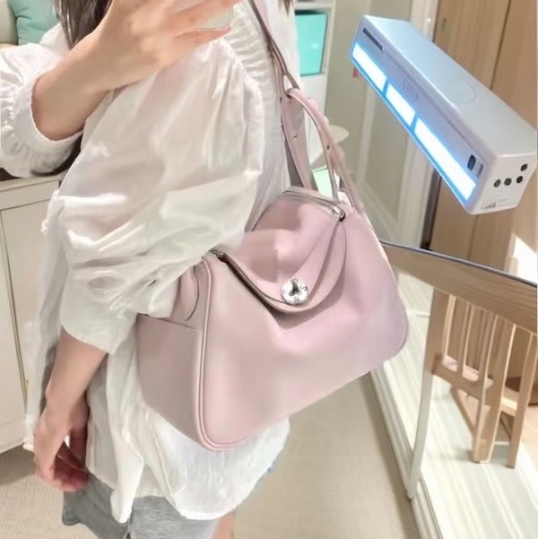 HERMES愛馬仕Lindy34粉色銀釦手提肩背包🧣-23