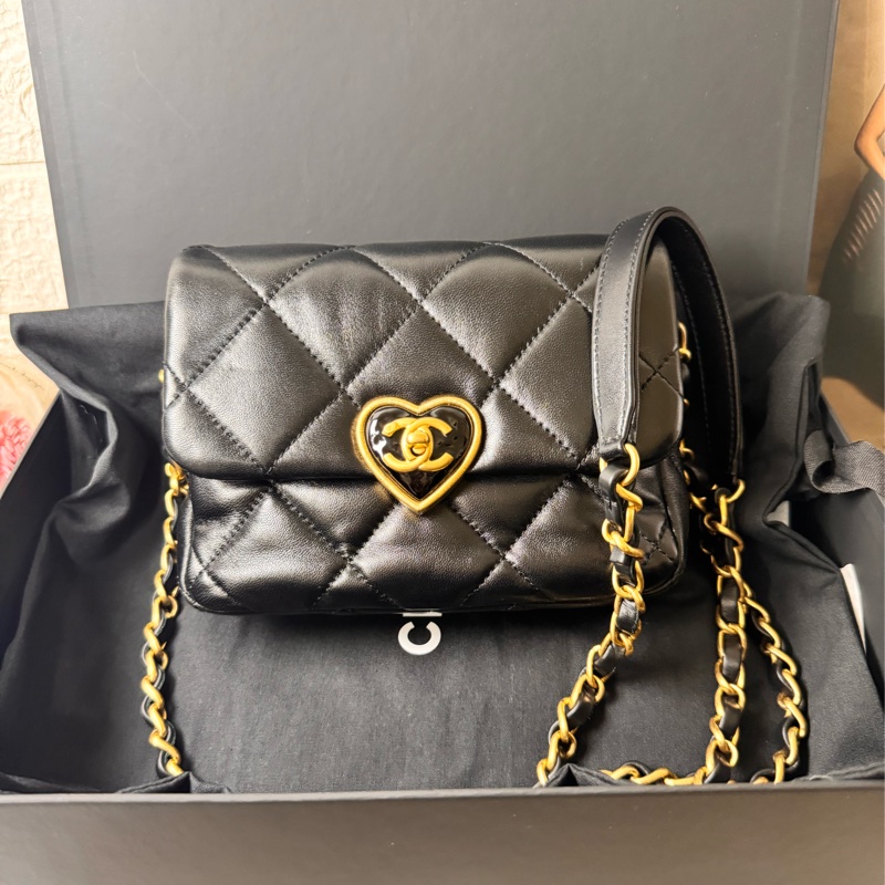Chanel 23s愛心琺瑯方胖子-0