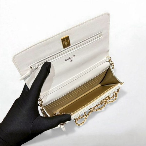 B6248-Chanel 白菱格羊皮霧金釦金球WOC/AP1450-8