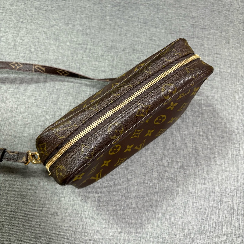 LV 老花相機包 手拿包 斜挎包 23cm-4