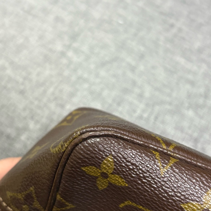 LV 老花相機包 手拿包 斜挎包 23cm-32