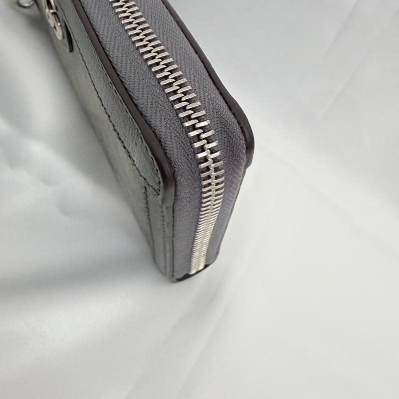 Gucci 男用灰PVC 霧銀釦12卡長夾-12