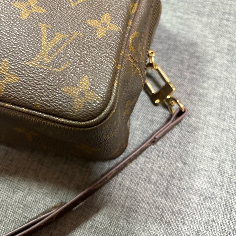 LV 老花相機包 手拿包 斜挎包 23cm-9
