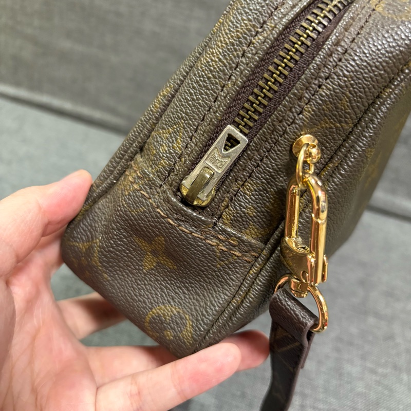 LV 老花相機包 手拿包 斜挎包 23cm-14