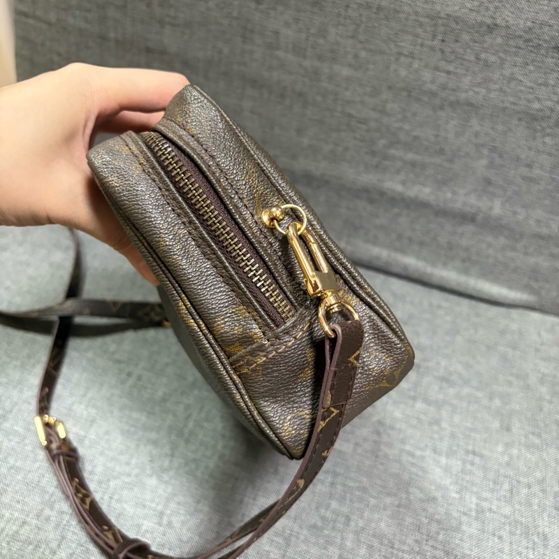 LV 老花相機包 手拿包 斜挎包 23cm-18