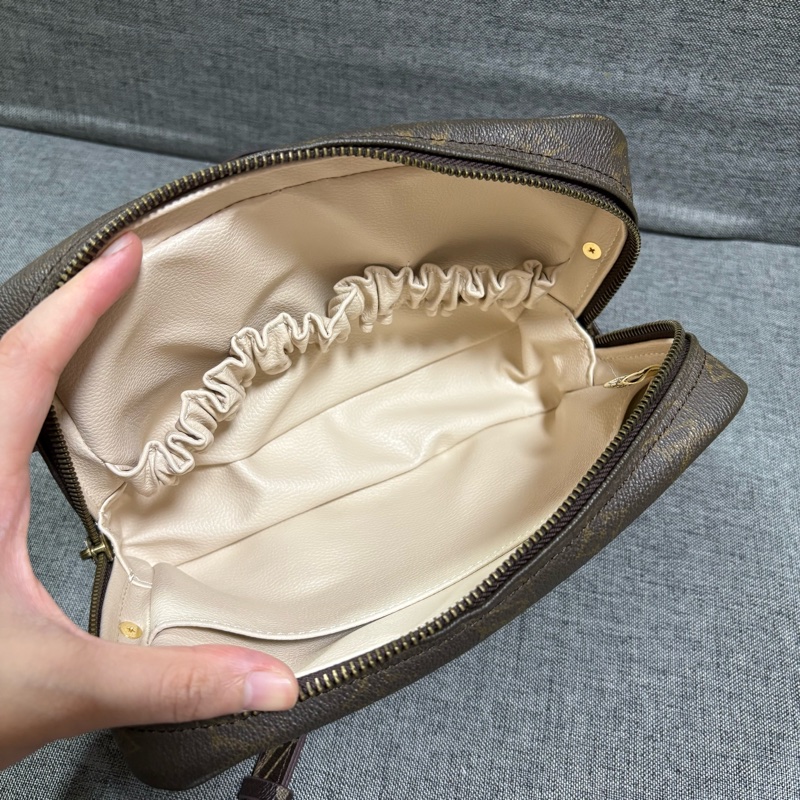 LV 老花相機包 手拿包 斜挎包 23cm-19
