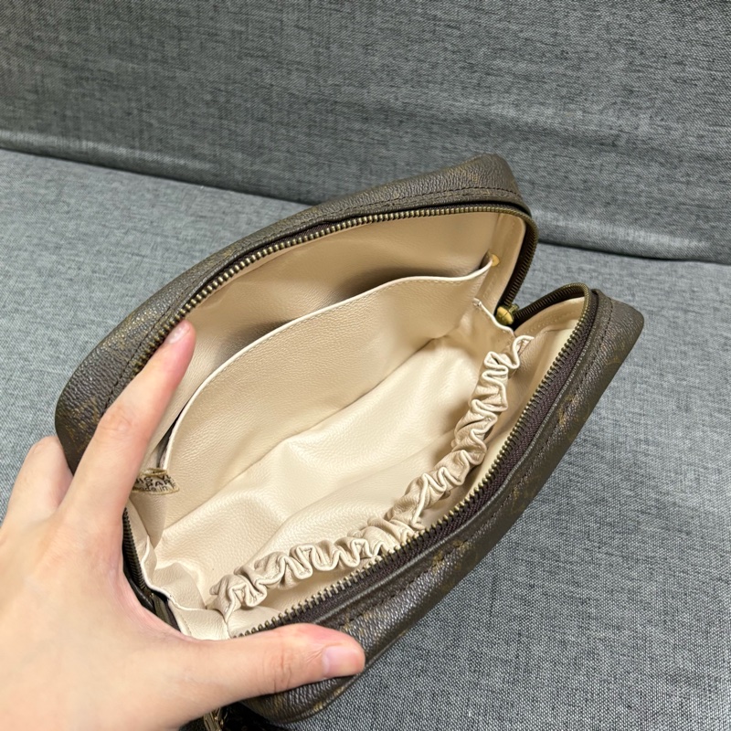 LV 老花相機包 手拿包 斜挎包 23cm-20