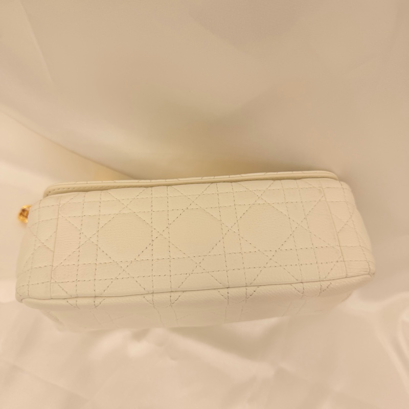 Dior 白牛皮Caro 小號斜肩背包-17