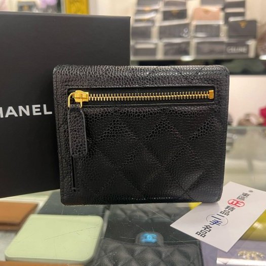 東區正精品㊣ CHANEL AP0231 香奈兒黑色荔枝皮牛皮金釦釦式後零錢袋中短夾 RZ6437-4