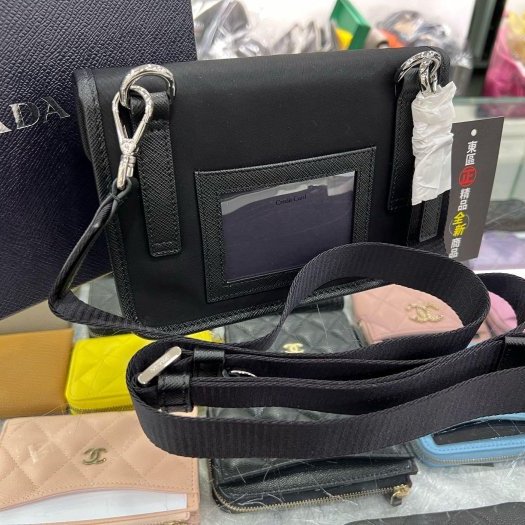 東區正精品㊣PRADA 2ZH108 PRADA 全新黑色尼龍銀三角牌釦式迷你翻蓋小手機包肩背包斜背包 RZ6441-4