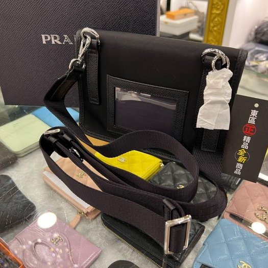 東區正精品㊣PRADA 2ZH108 PRADA 全新黑色尼龍銀三角牌釦式迷你翻蓋小手機包肩背包斜背包 RZ6441-5