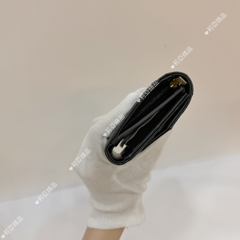 莉亞精品♡Ysl 黑金三折短夾 近新美品-4