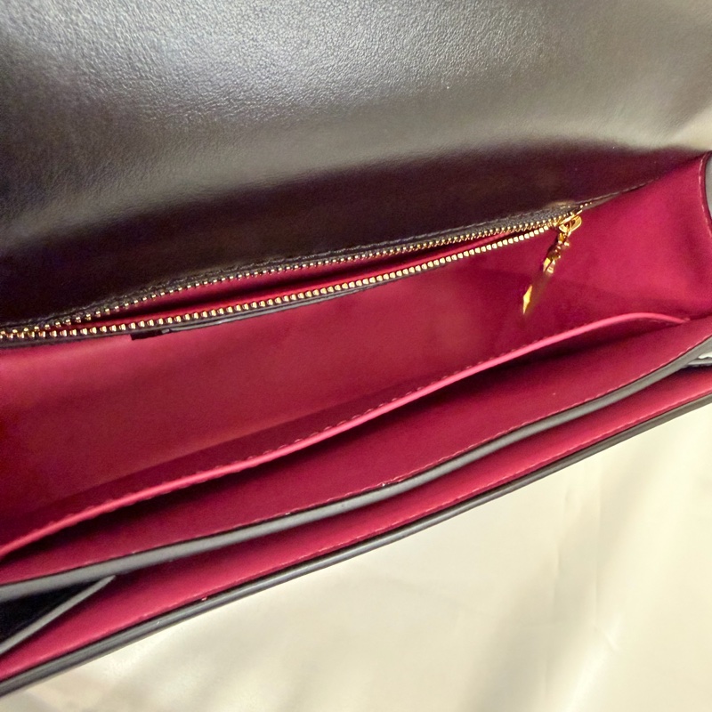 LV 黑牛皮pont 9 M55948-21