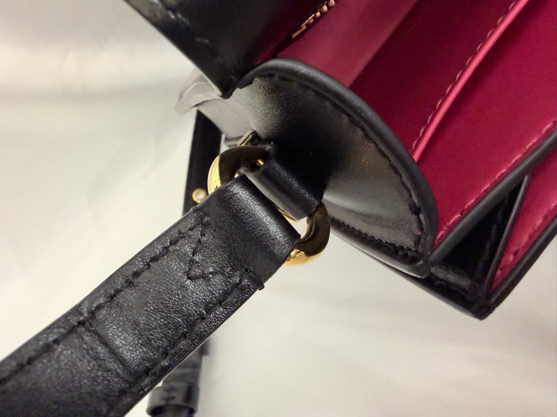 LV 黑牛皮pont 9 M55948-28