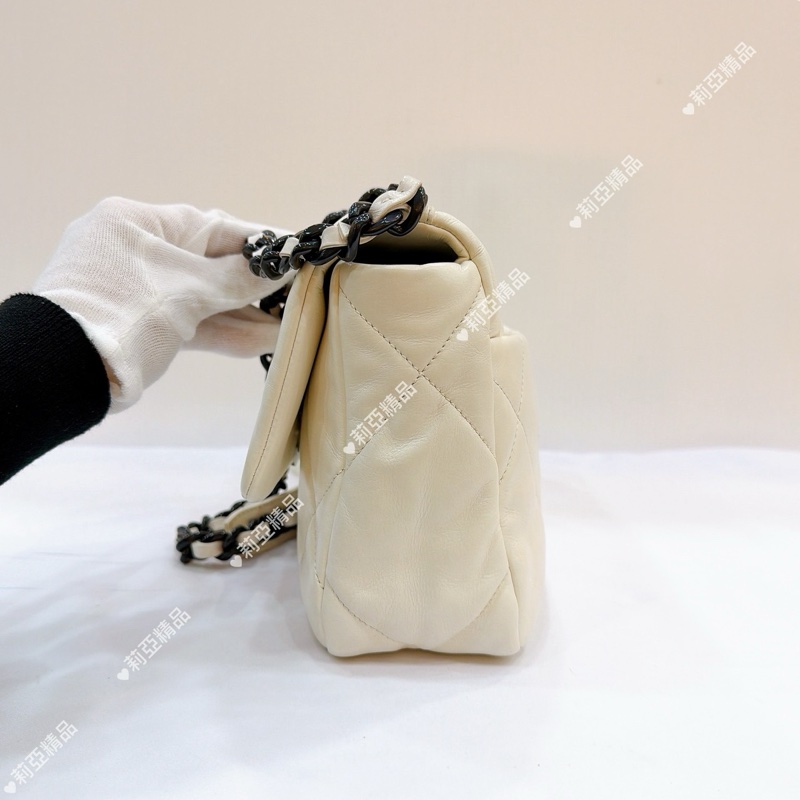 莉亞精品♡ CHANEL AS1160 XXE0PX98 19小號金屬藍x白皮革 二手美包-4