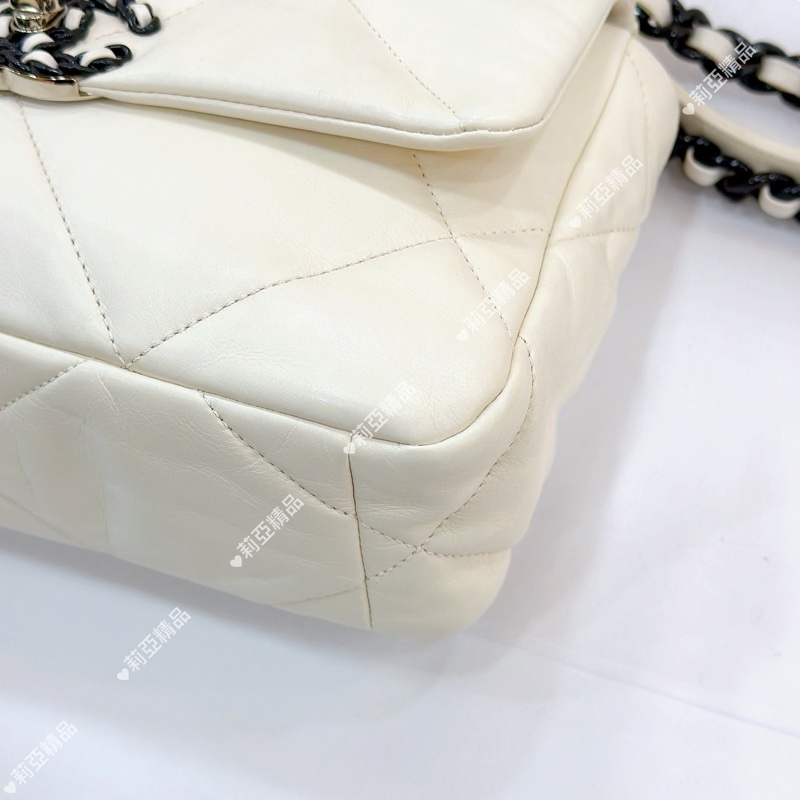 莉亞精品♡ CHANEL AS1160 XXE0PX98 19小號金屬藍x白皮革 二手美包-6