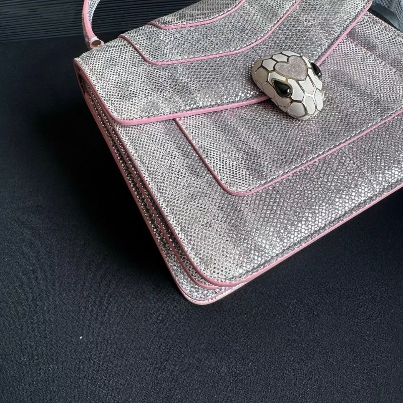 Bvlgari 情人節限定 Serpenti Forever系列水蛇皮風琴包蛇頭包 手提肩背斜背包18*16 99新配件塵袋、保卡 鏡子-1