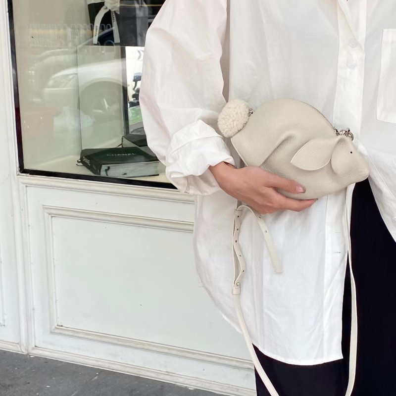 LOEWE bunny白色兔子包肩背包 12*16 98新配件塵袋-0