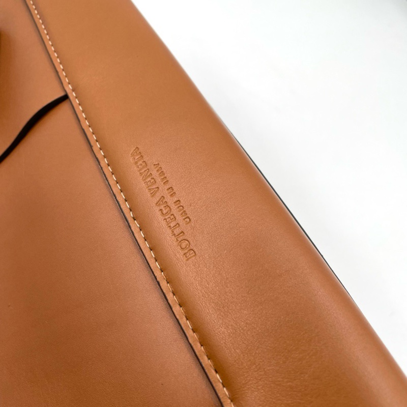 Bottega Veneta葆蝶家 焦糖色牛皮大號Arco48托特包 尺寸:48 15 27-5