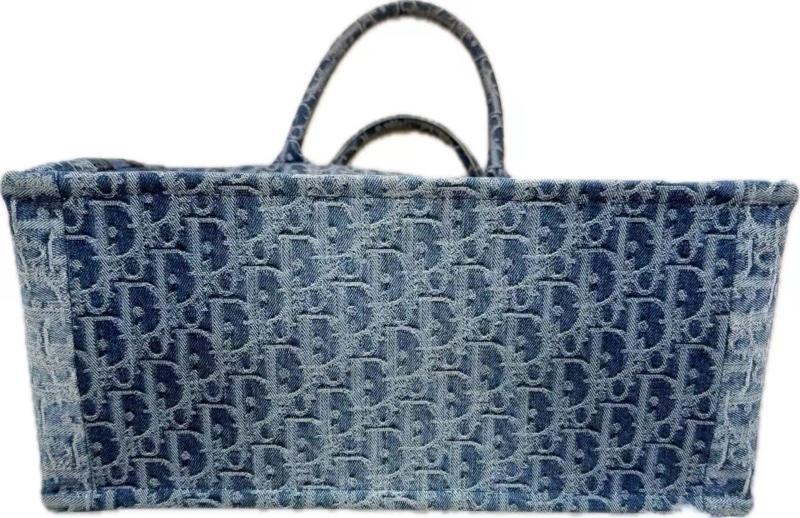 Dior 中號  Book Tote 手袋 牛仔老花  24年 尺寸：36*27*16-3