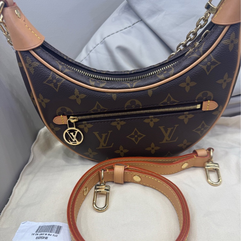 路易威登 Louis Vuitton Loop Monogram 塗層帆布 23 x 13 x 6-0