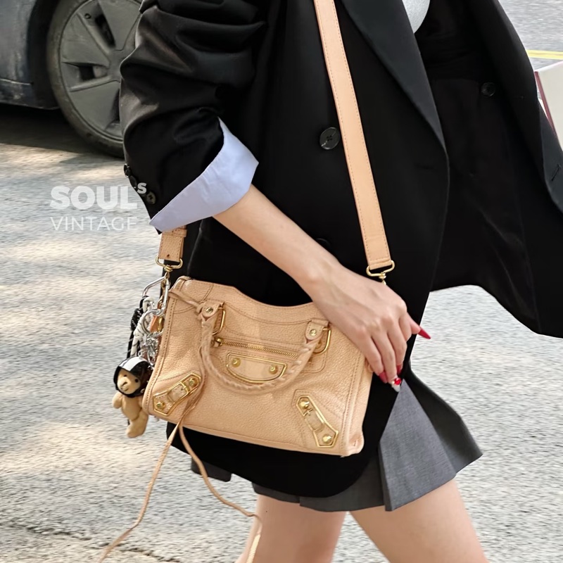 BALENCIAGA 巴黎世家 mini City 粉膚 裸粉 機車包 斜背包 肩背包 側背包 手提包-4
