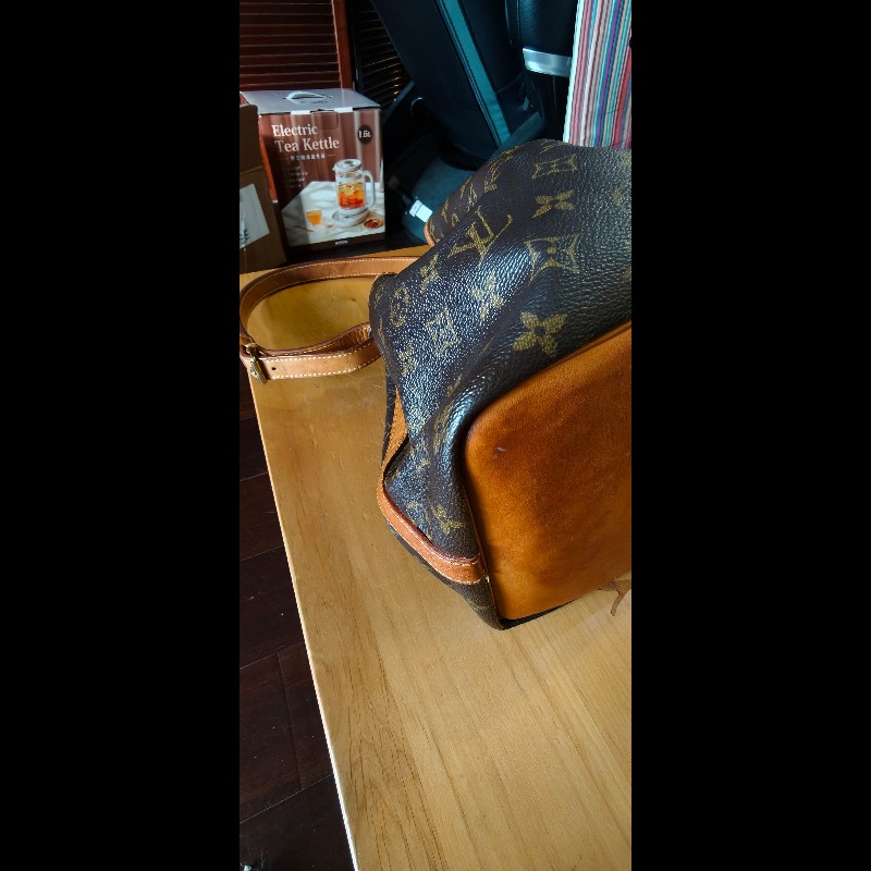 【美品】LV Louis Vuitton Noé 經典老花大號水桶包(絕版香檳包 / 焦糖蜜糖色 / 已貼心換全新牛皮繩)-14