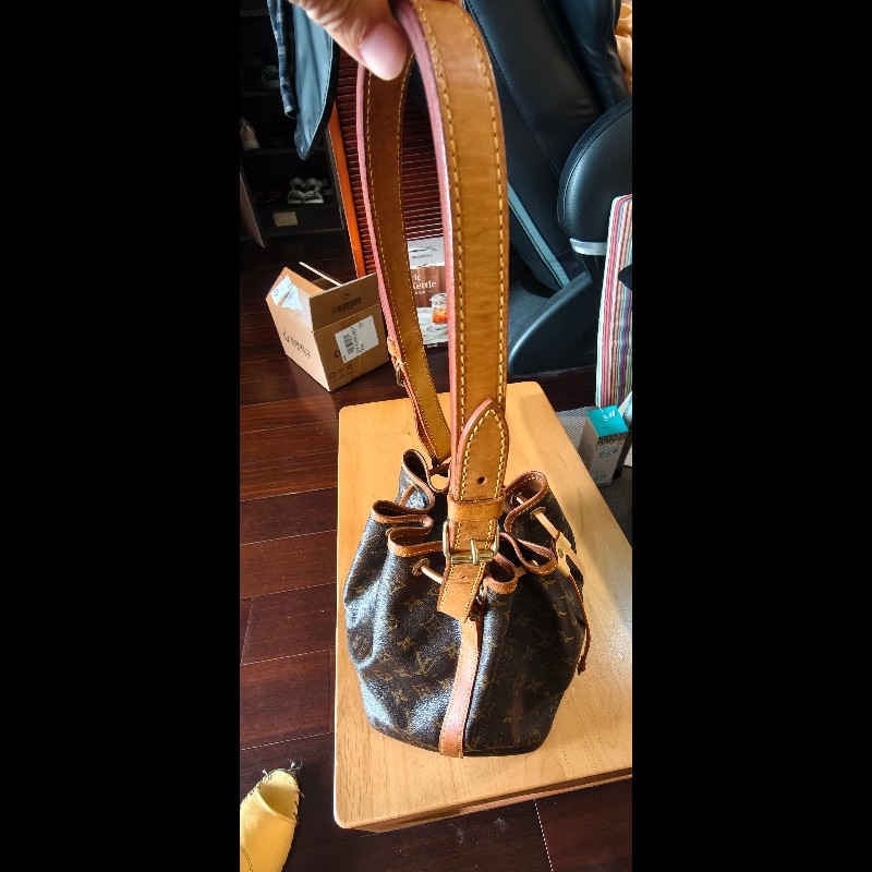 【美品】LV Louis Vuitton Noé 經典老花大號水桶包(絕版香檳包 / 焦糖蜜糖色 / 已貼心換全新牛皮繩)-27