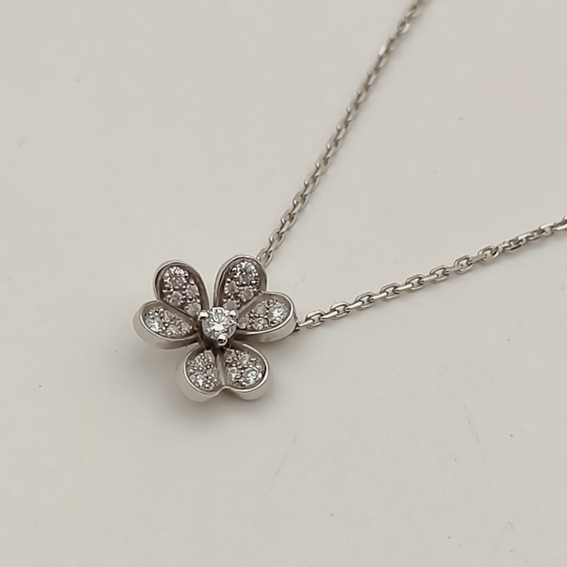 VAN CLEEF&ARPELS Frivole花朵項鏈迷你滿鑽18K白金/鑽石-1