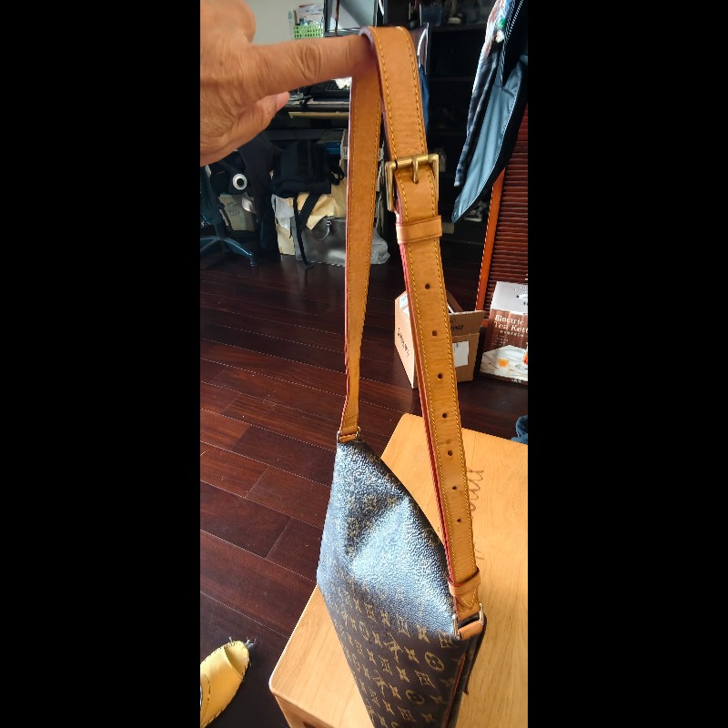 【Vintage經典】Louis Vuitton LV M51256 Monogram 經典老花大王菲包 / 翻蓋斜背包(Musette)-26