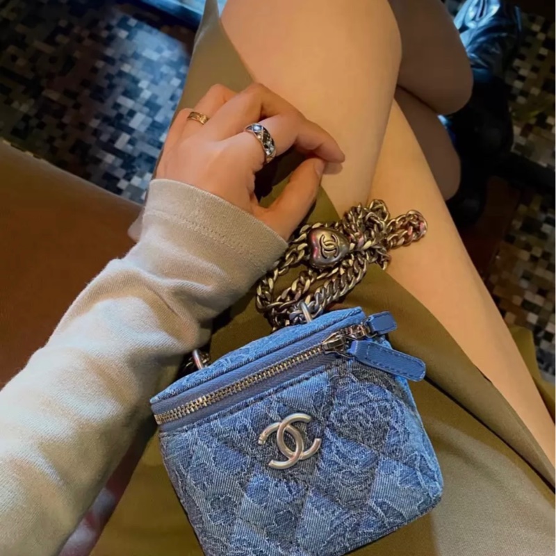 Chanel 23P爱心金球 牛仔山茶花小盒子-5