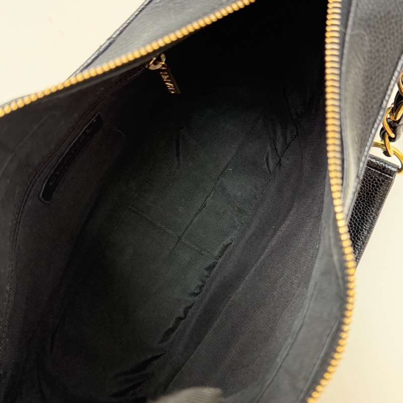 98新Chanel香奈兒黑金荔枝皮 hobo-4