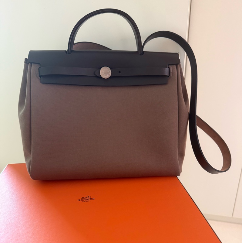 Herbag 31 烏木色 風衣灰 W刻-1