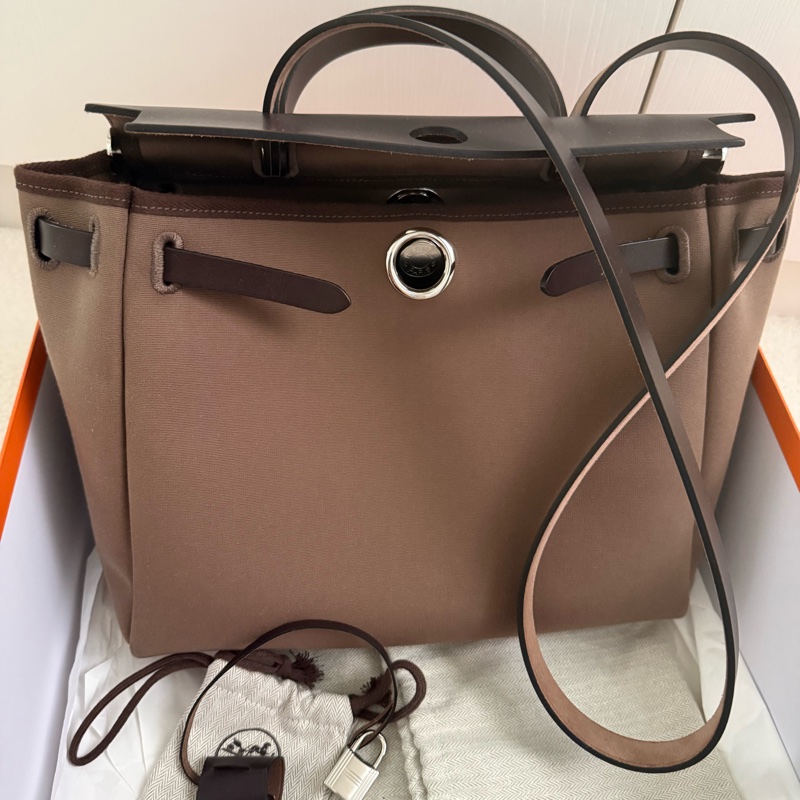 Herbag 31 烏木色 風衣灰 W刻-3
