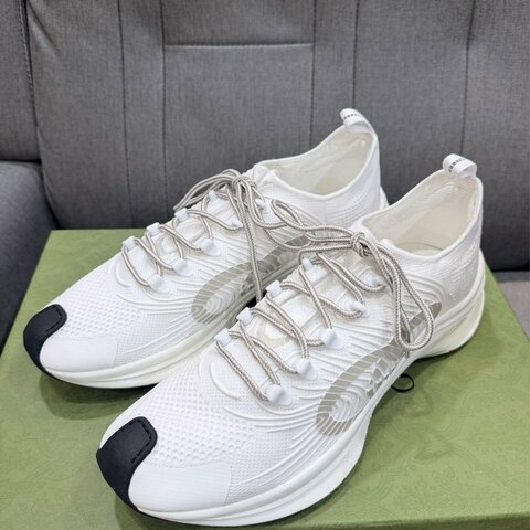 💎Han's house精品服飾💎GUCCI Run sneaker 鞋 原價28500