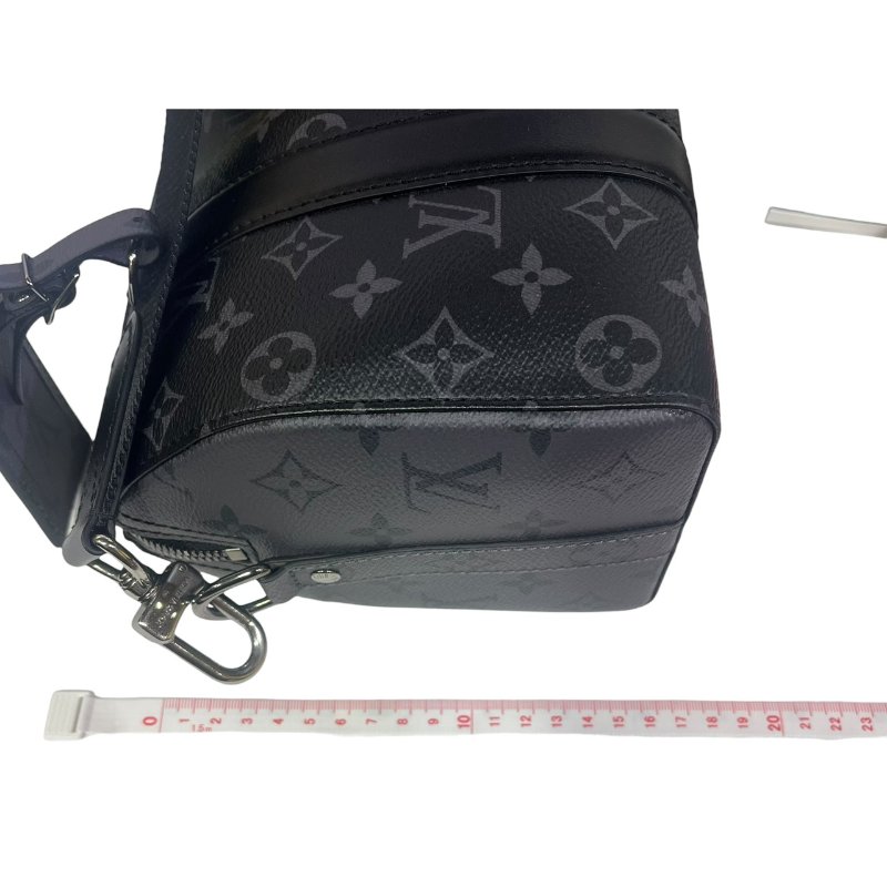 【美收精品】 LV黑色經典老花肩背包 5-453-14