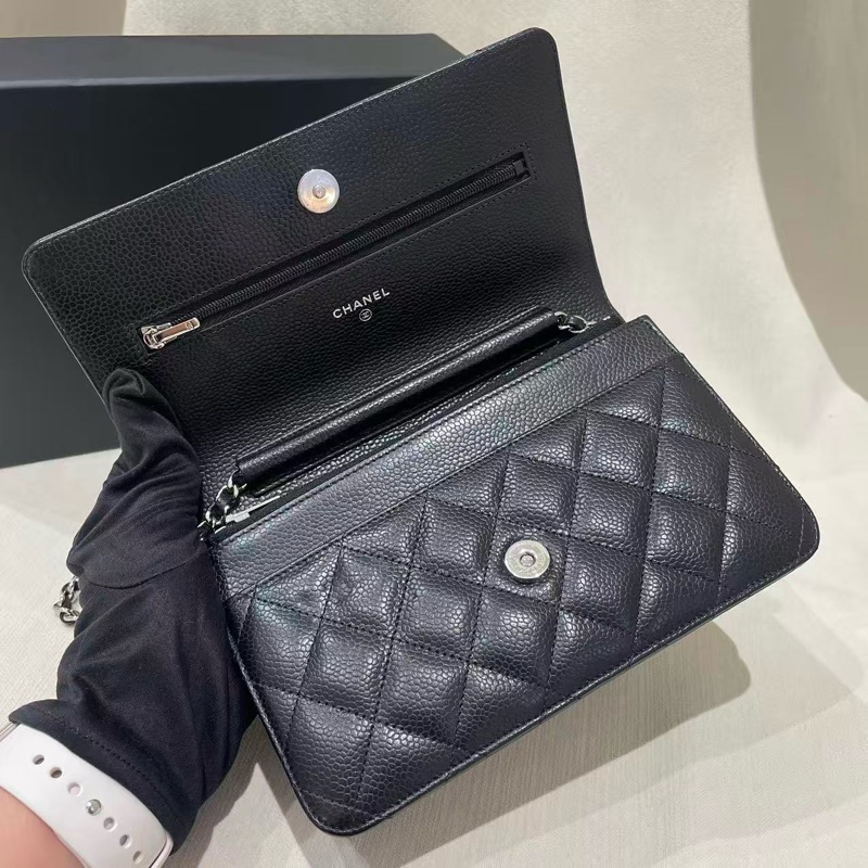 Chanel WOC黑銀鏈條包22年全套-6