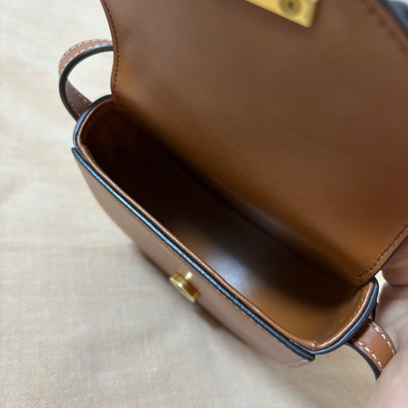 Celine Mini Cuir Triomphe 小包-2