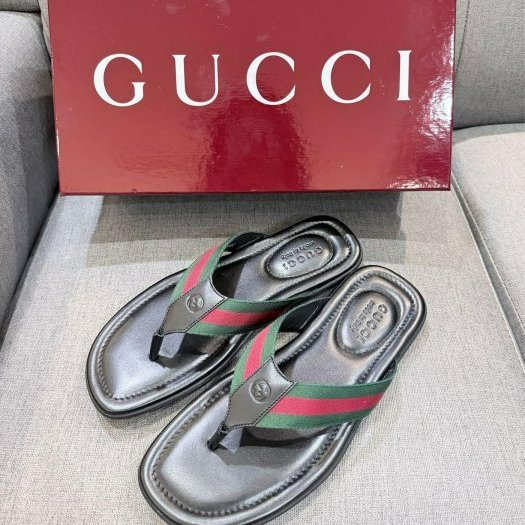 💎Han's house精品服飾💎GUCCI 古馳 雙G 小牛皮 夾腳拖 拖鞋 現貨 UK 7-0