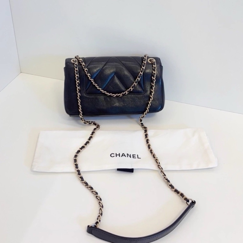 CHANEL香奈兒黑金牛皮珐瑯釦雙C雙蓋翻蓋包🐕🦺好價!-14