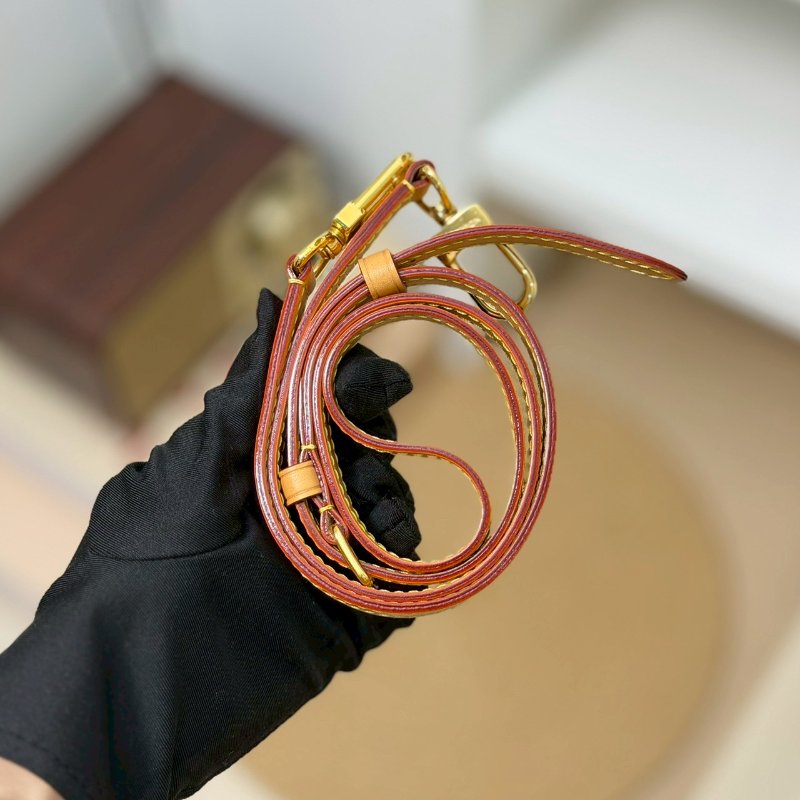 (小天菜超可愛)🏷️LV 路易威登.Nano Alma M82717 芯片款-20