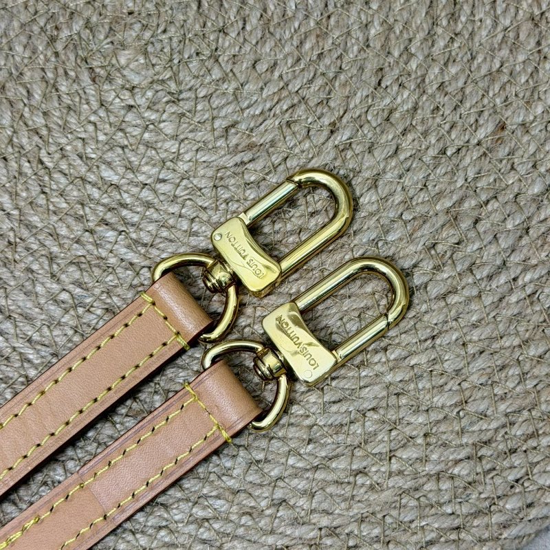 (小天菜超可愛)🏷️LV 路易威登.Nano Alma M82717 芯片款-22
