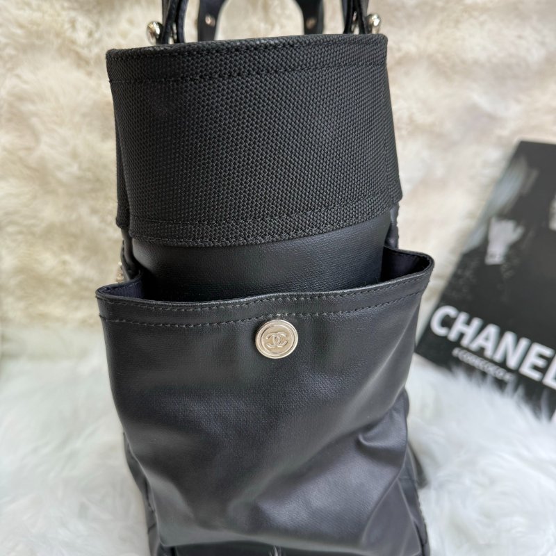 Chanel Tote 黑色 菱格紋 牛皮 大號 logo掛飾配子袋-2