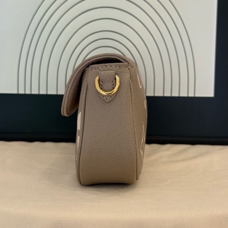 路易威登/Louis Vuitton Wallet On Chain Ivy Monogram Empreinte 壓紋軟粒面牛皮革-1