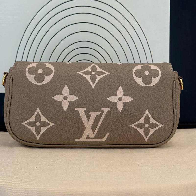 路易威登/Louis Vuitton Wallet On Chain Ivy Monogram Empreinte 壓紋軟粒面牛皮革-2