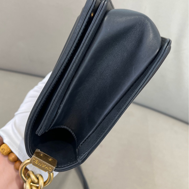 Chanel香奈兒 Leboy黑金中號 羊皮-3