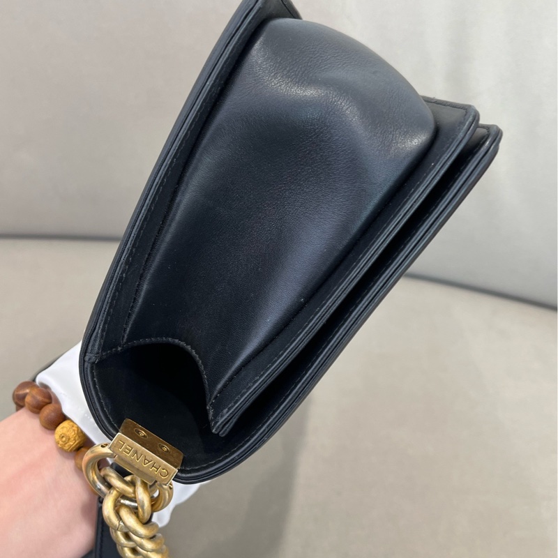 Chanel香奈兒 Leboy黑金中號 羊皮-4