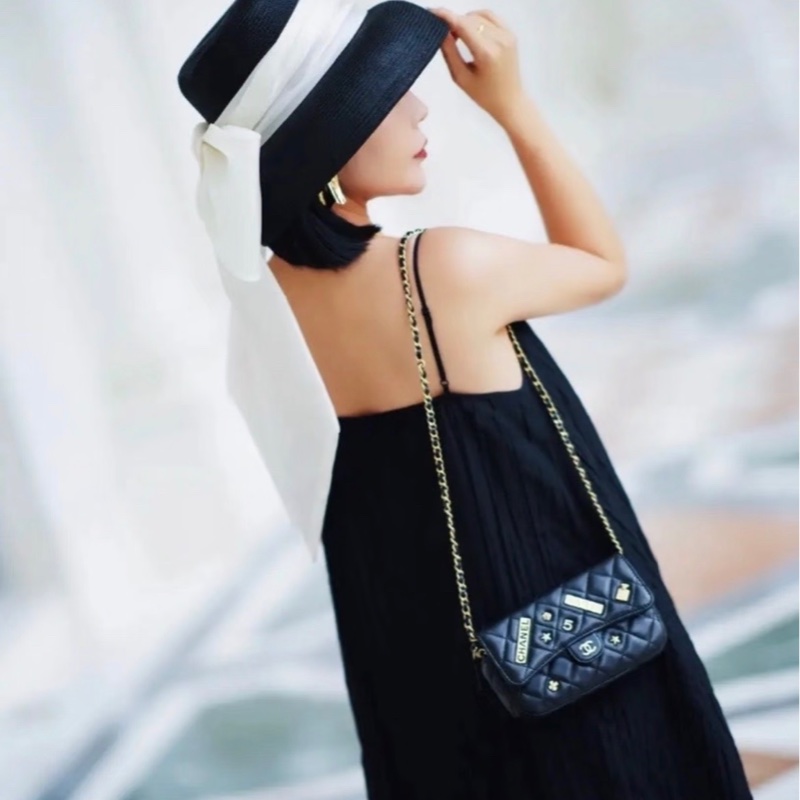 Chanel 香奈兒 限量款徽章二合一 單肩斜挎鏈條包-4